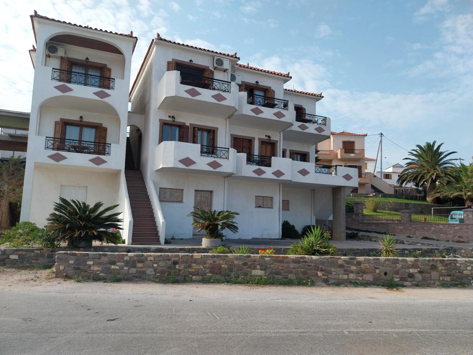 Ioannidis - Sigri- Apartments Sígrion Esterno foto